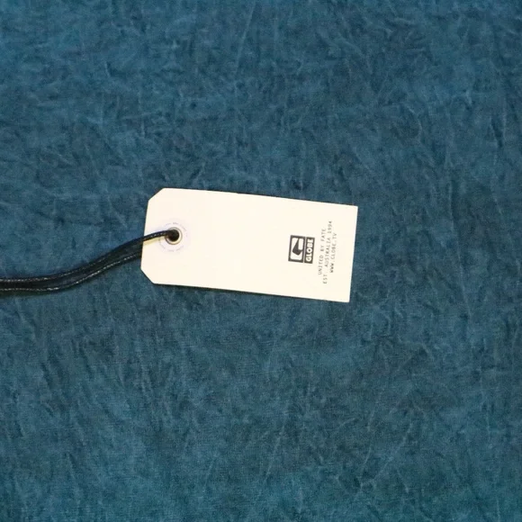 GLOBE Smiths LS Moroccan Acid Wash Tee NWT Sz LG Men - Picture 3 of 7